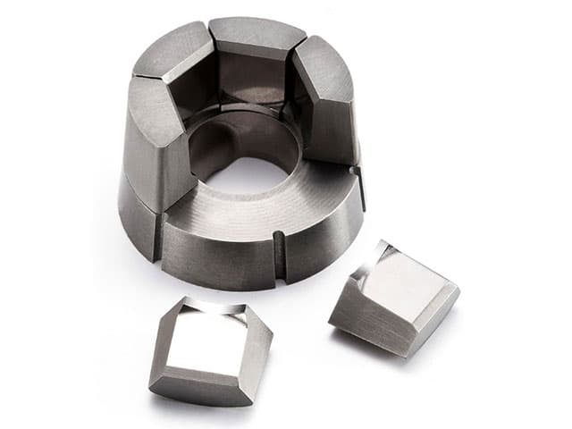 Segmented Dies For Nut